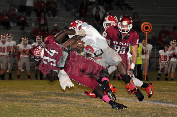 10-10 LHS vs. SPHS 014.JPG - SCRIVENER 300s #1